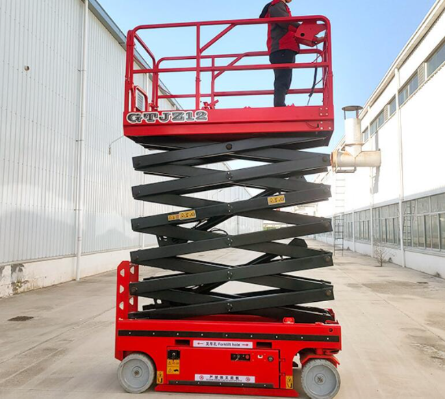 利国镇自行走移动式升降机