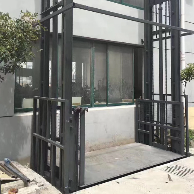 利国镇5吨室外升降货梯